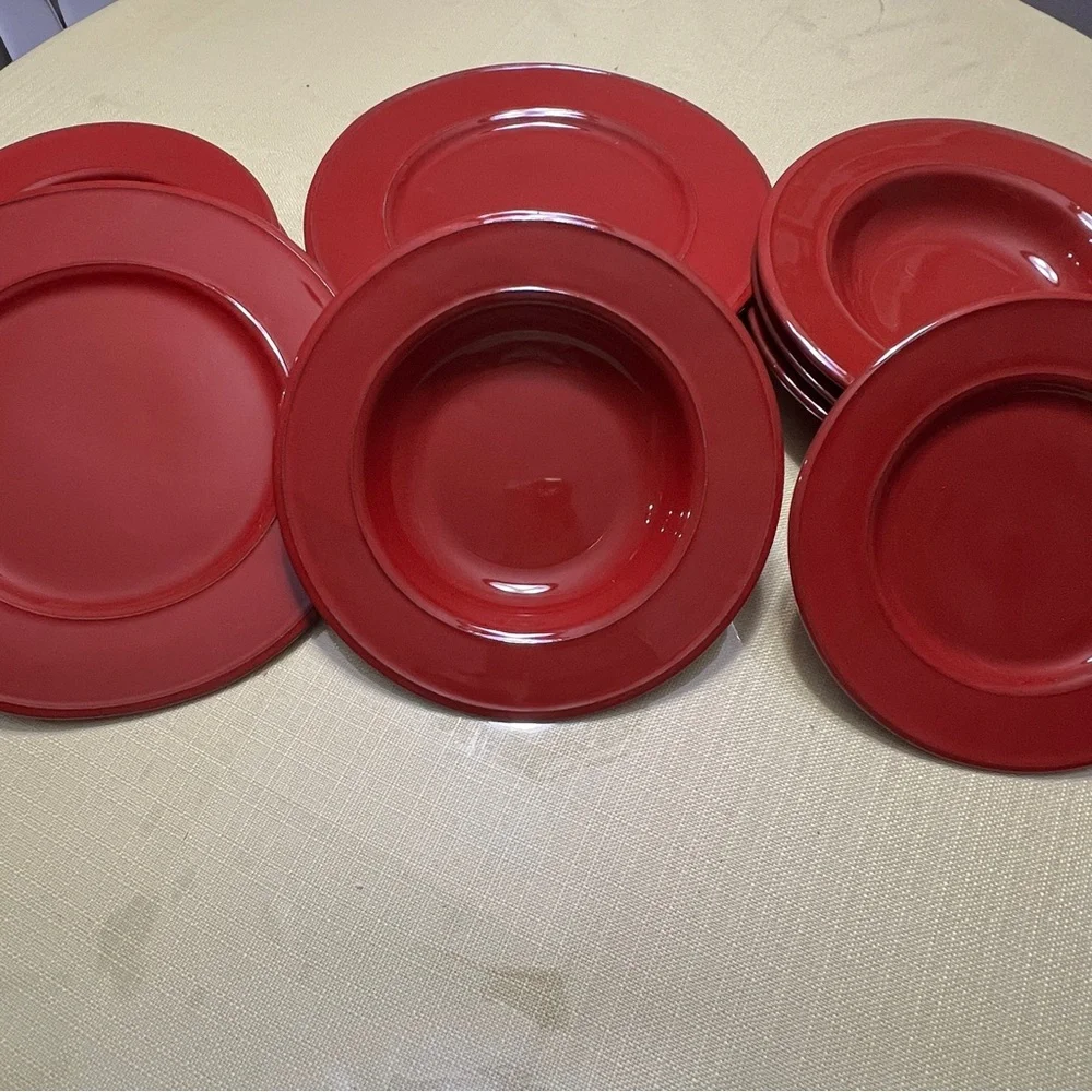 Sur La Table Italy Red Dinnerware Set | 12pc Plates + Bowls Excellent Condition